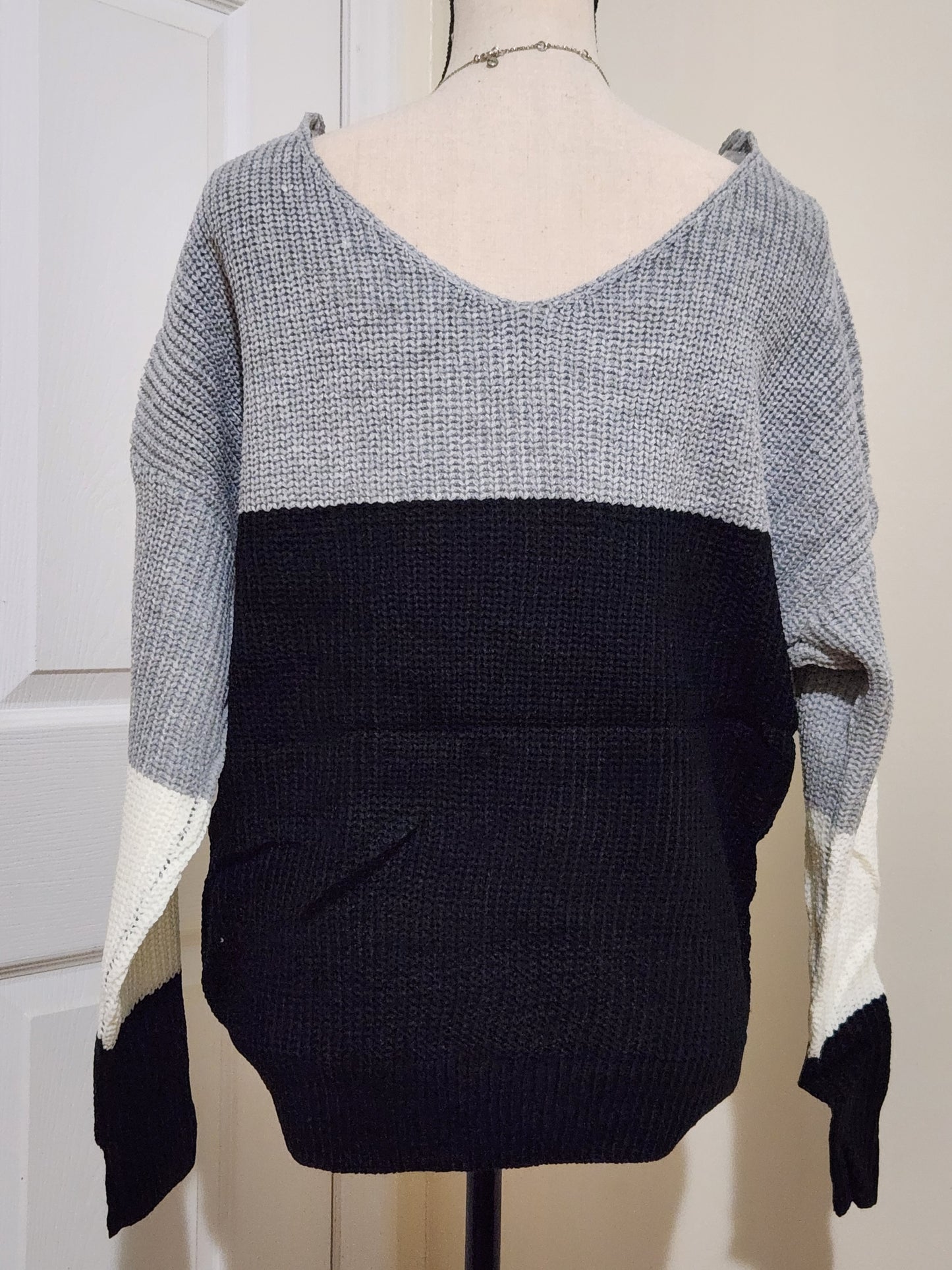 Knot Front Twist Sweater
